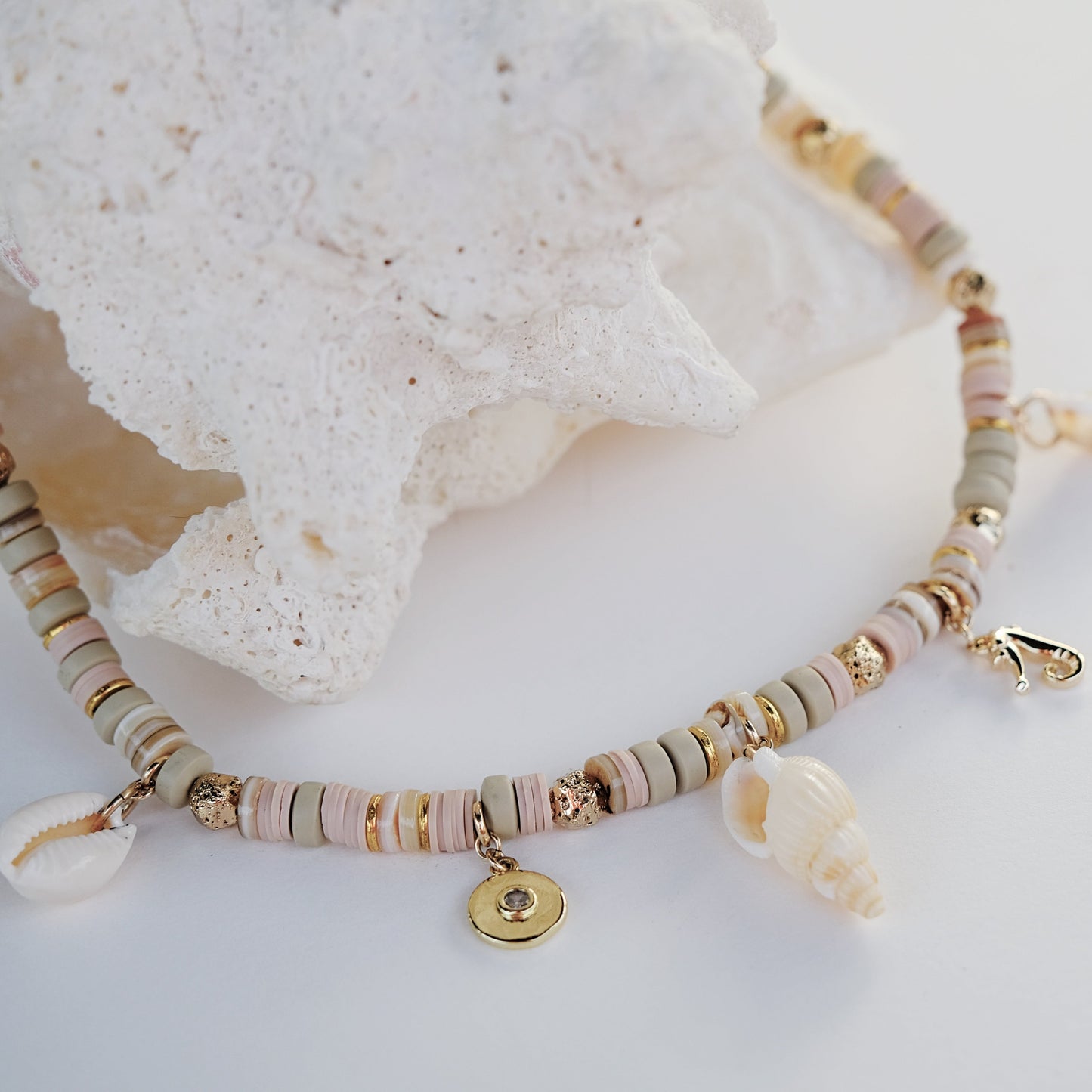 Aruba Seashell Choker