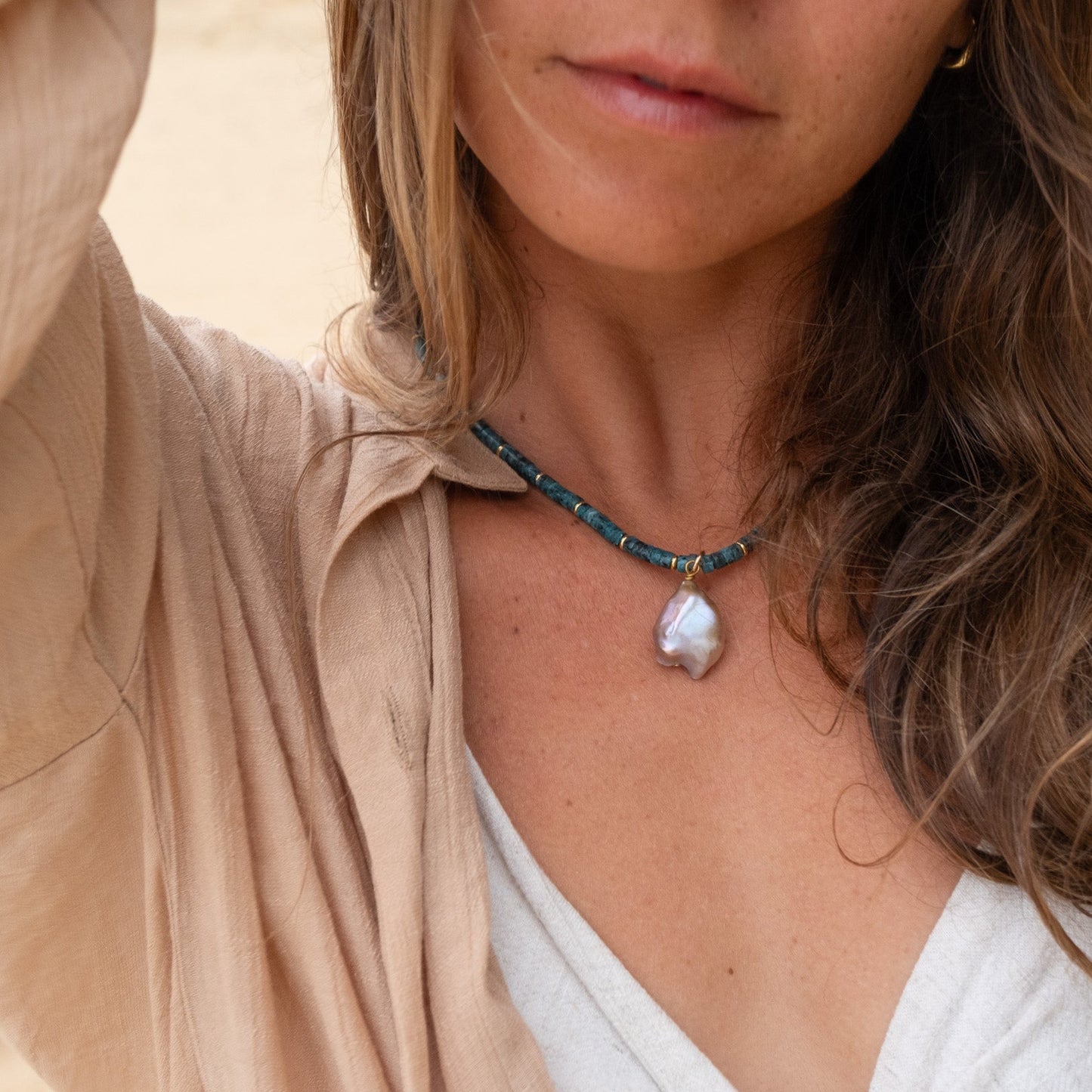 Nosara Surf Choker with Jumbo Pearl