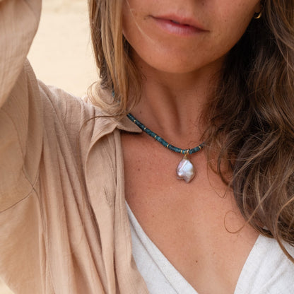 Nosara Surf Choker with Jumbo Pearl